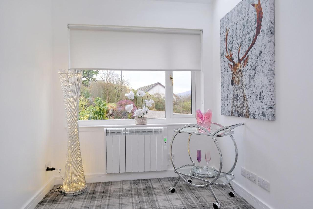 Contemporary Highland House Close To Town And Ben Nevis Fort William Luaran gambar