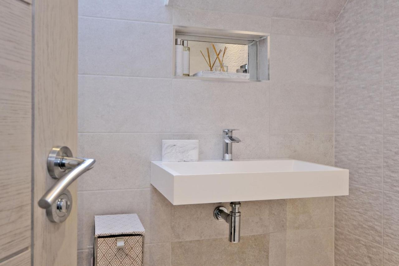 Contemporary Highland House Close To Town And Ben Nevis Fort William Luaran gambar